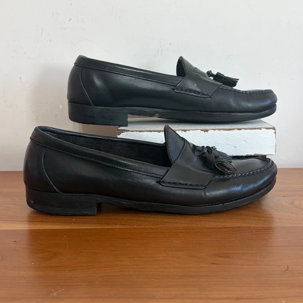 Lands End Mens Black Leather Tassel Loafers Vibram Sole Made in Italy